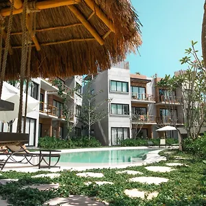 Macondo Hotel apartamentowy